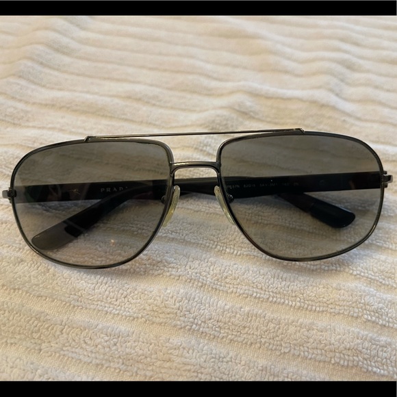 Prada sunglasses - Picture 1 of 5